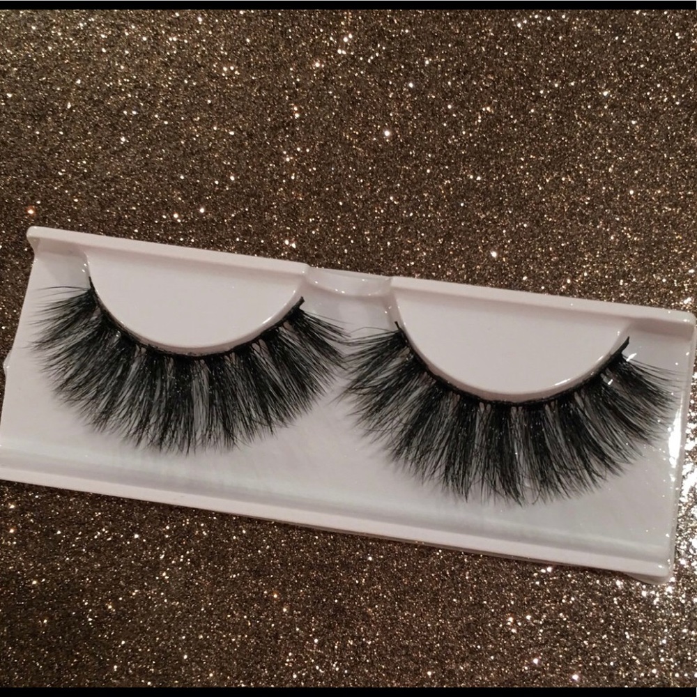Lashes